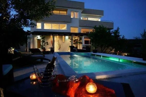 Holiday Home Villa Di Trogir