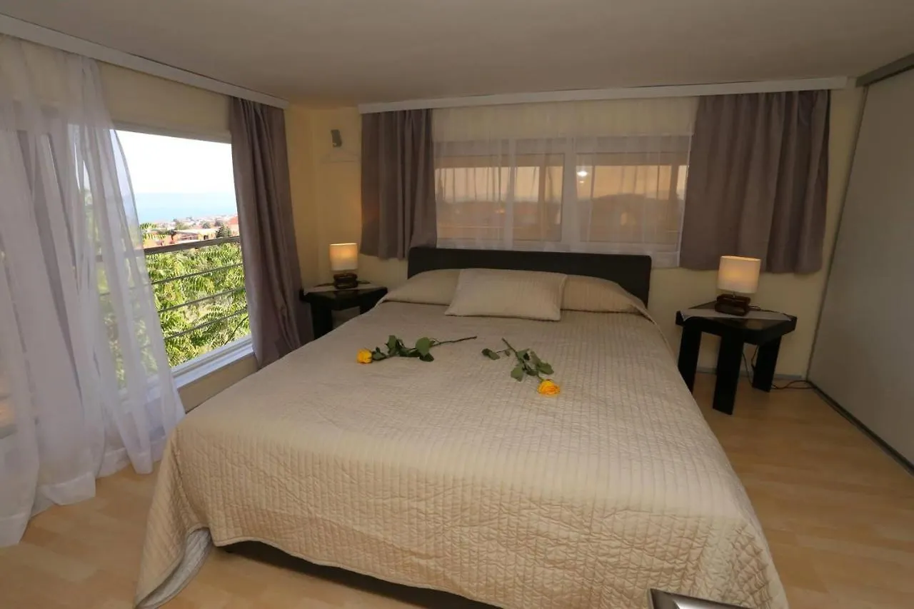 Holiday Home Villa Di Trogir Croatia