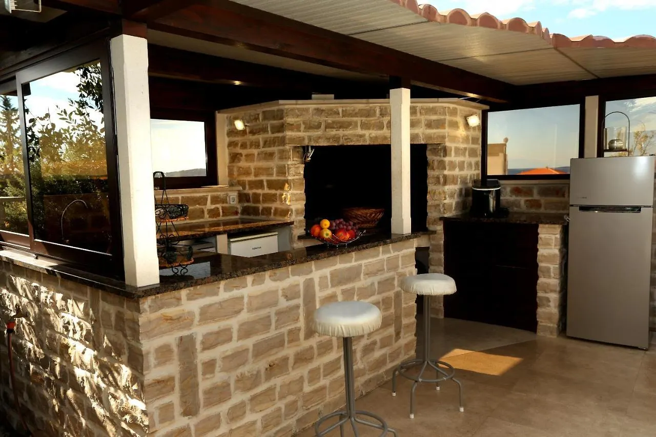 Holiday Home Villa Di Trogir