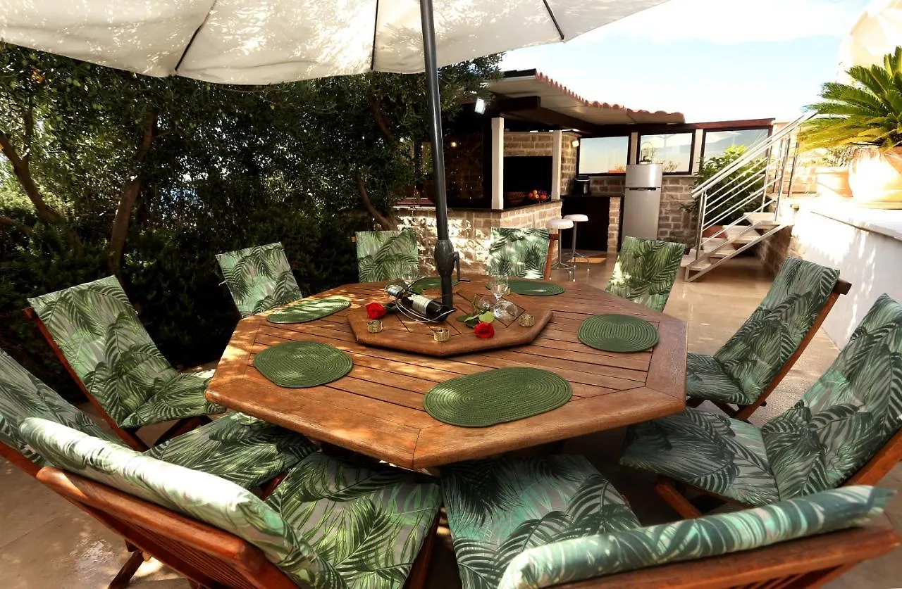 Holiday Home Villa Di Trogir