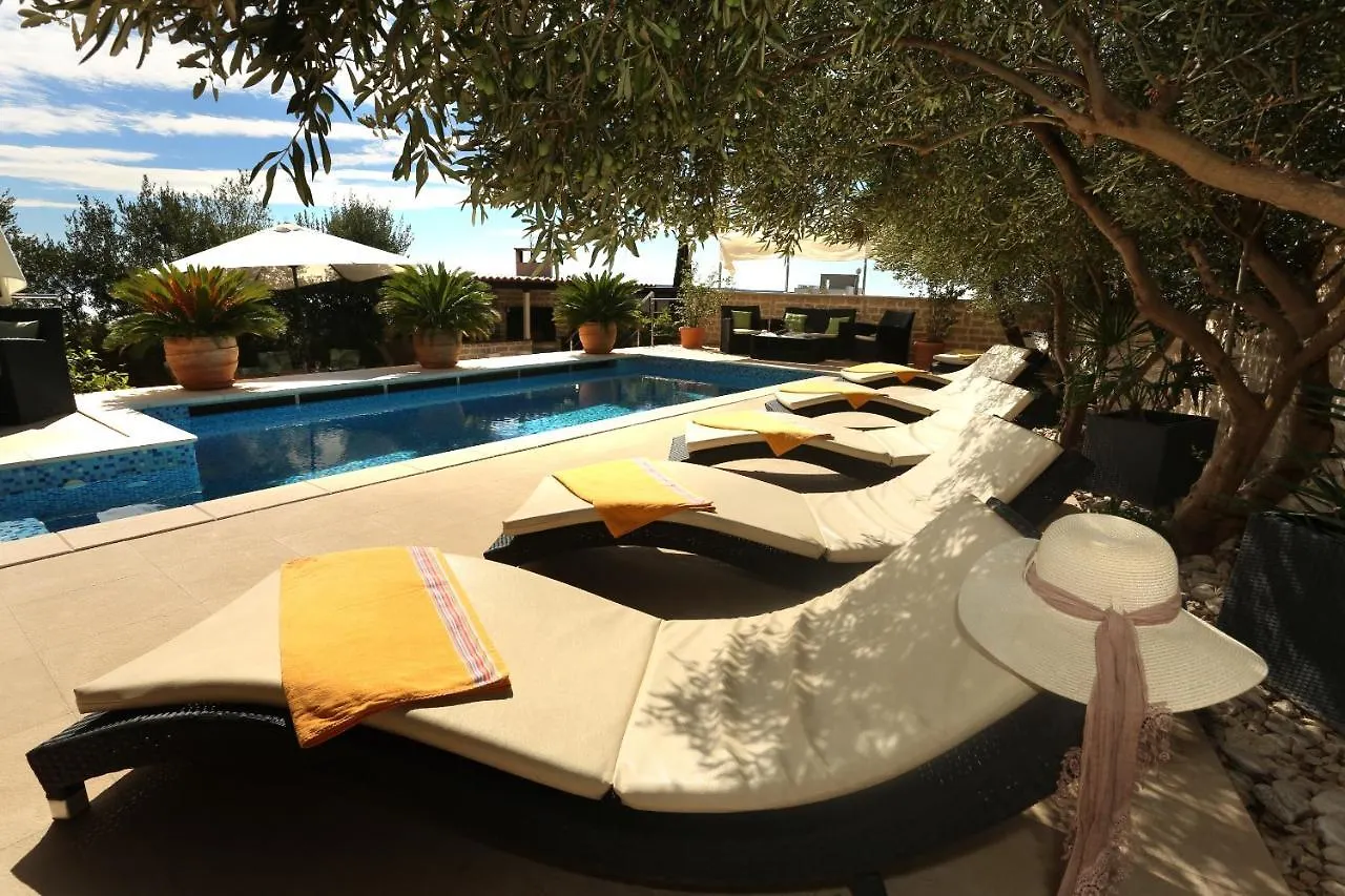 Holiday Home Villa Di Trogir